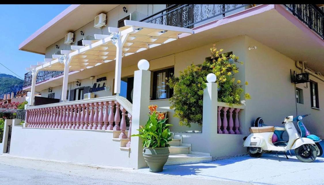 Michaela Hotel Poros  Exterior photo