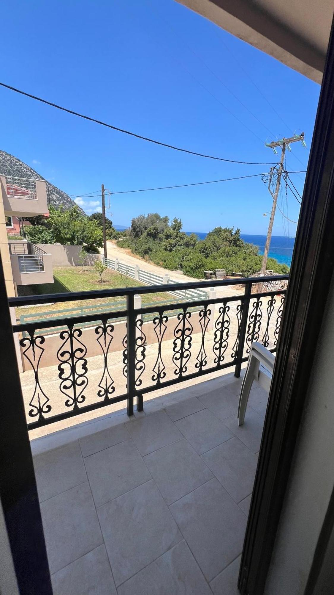 Michaela Hotel Poros  Exterior photo