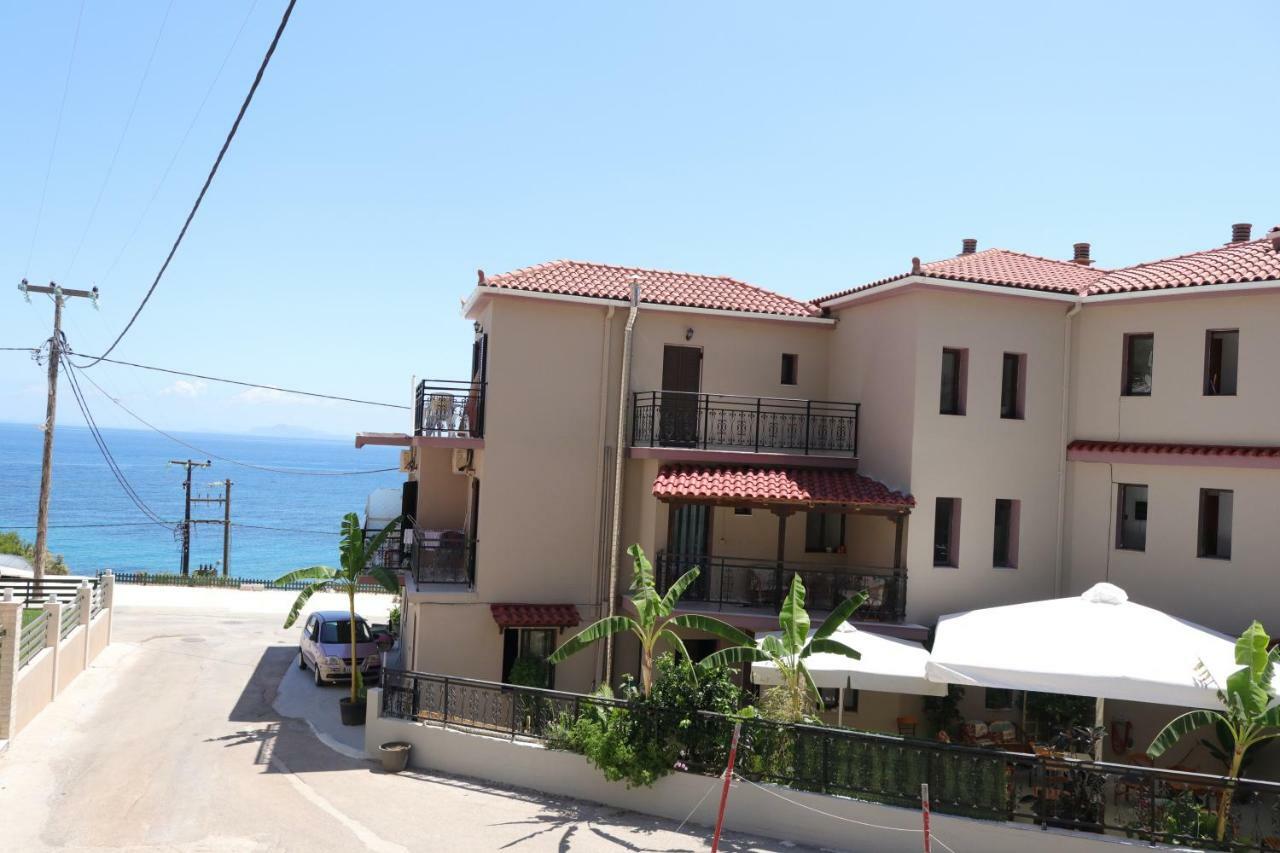 Michaela Hotel Poros  Exterior photo